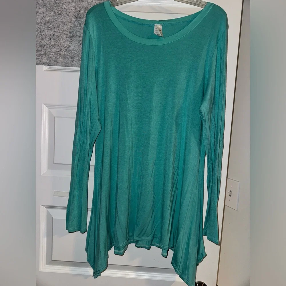 Tunic - Picture 2 of 2